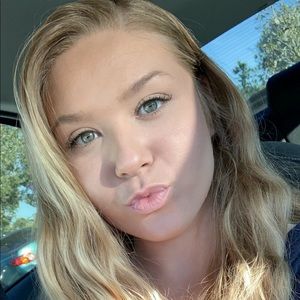 Meet your Posher, Kaylee